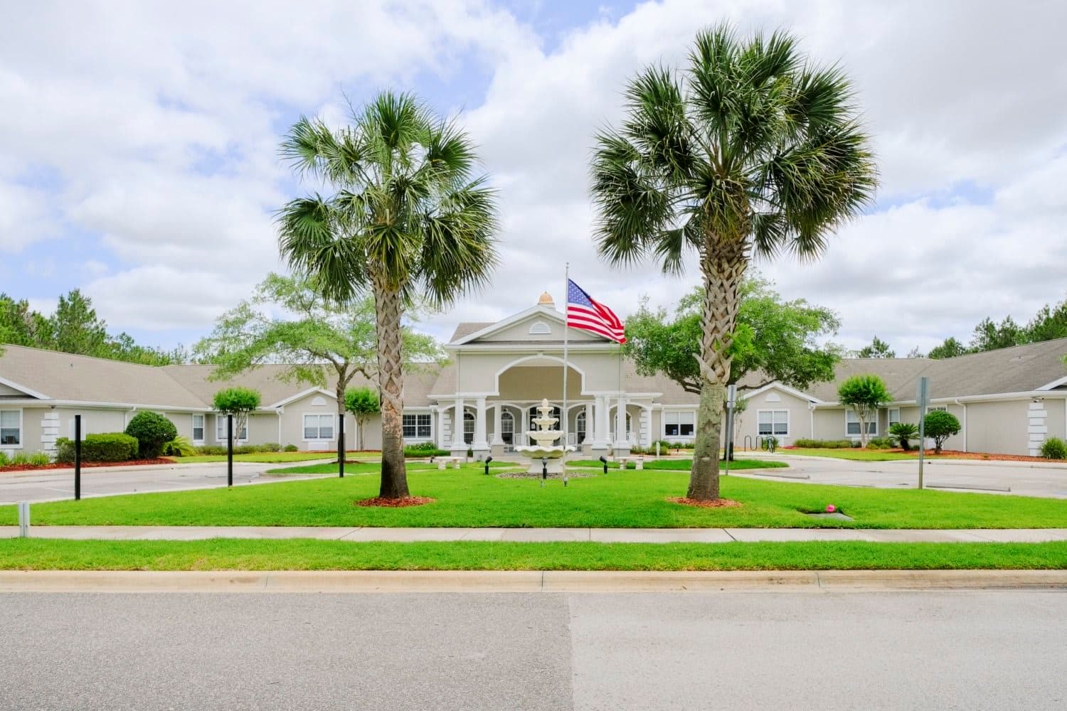 Grand Villa of Palm Coast in Palm Coast, FL - Main View