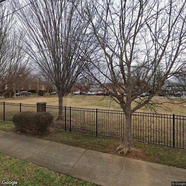 Griffin Manor in Griffin, GA - Main View