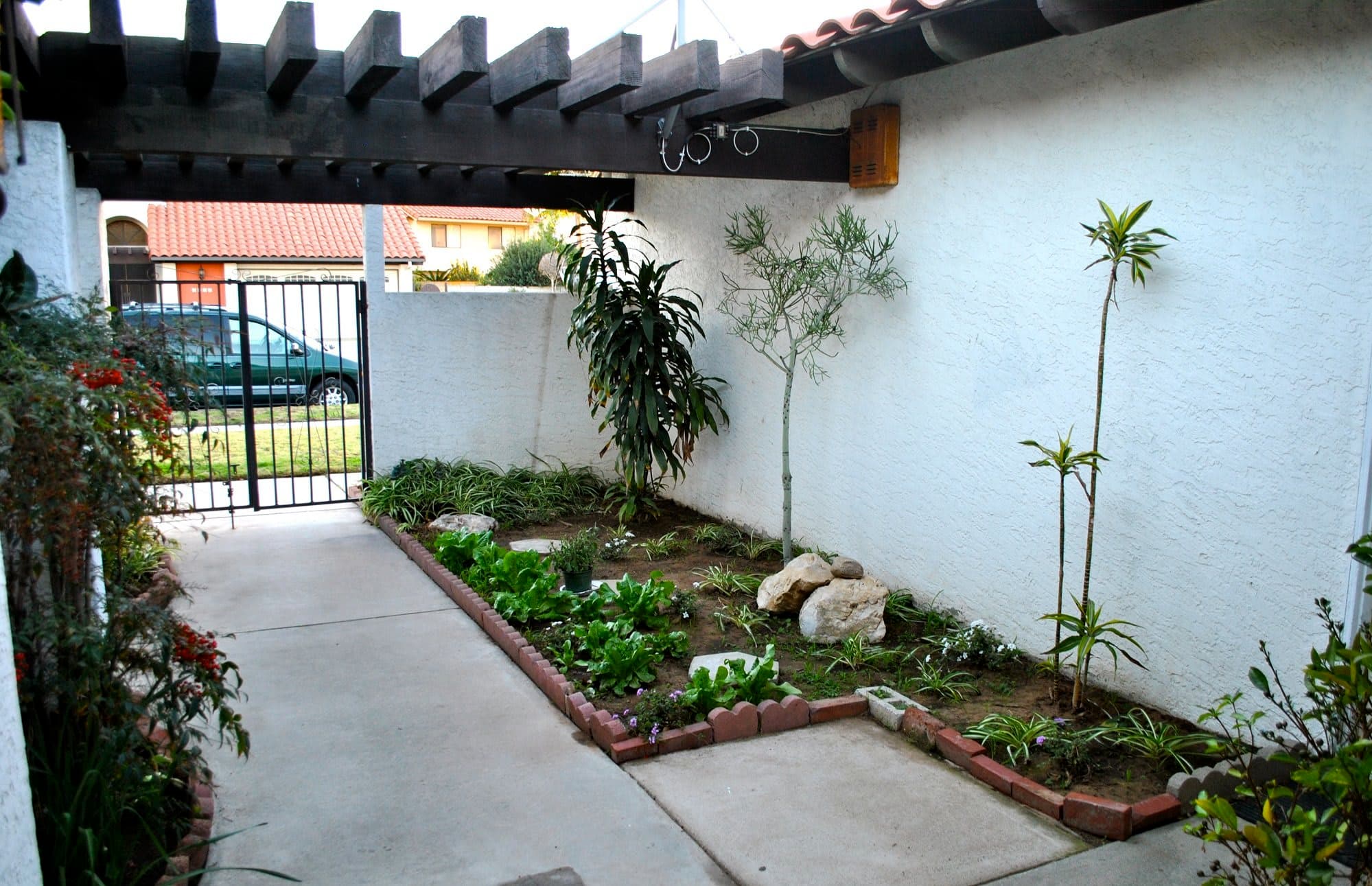 Senior Manor Care Iii in Torrance, CA - Main View