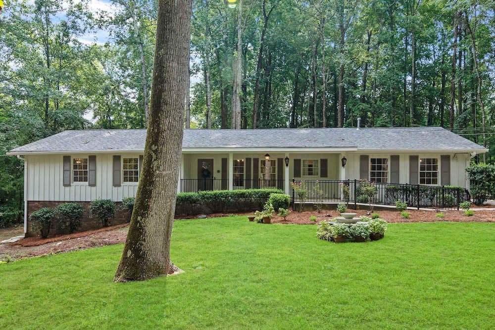 Harris Senior Living in Roswell, GA - Main View