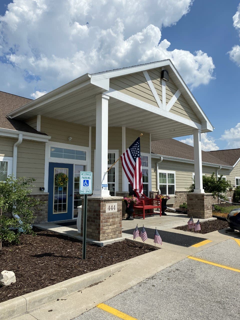 Hartland Place in Hartland, WI - Main View