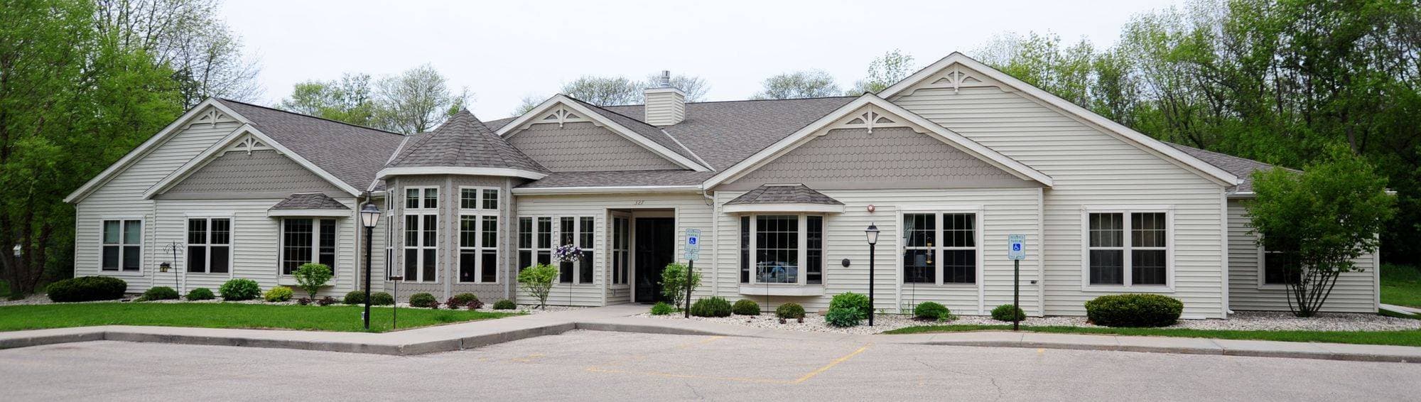Hartland Terrace in Hartland, WI - Main View