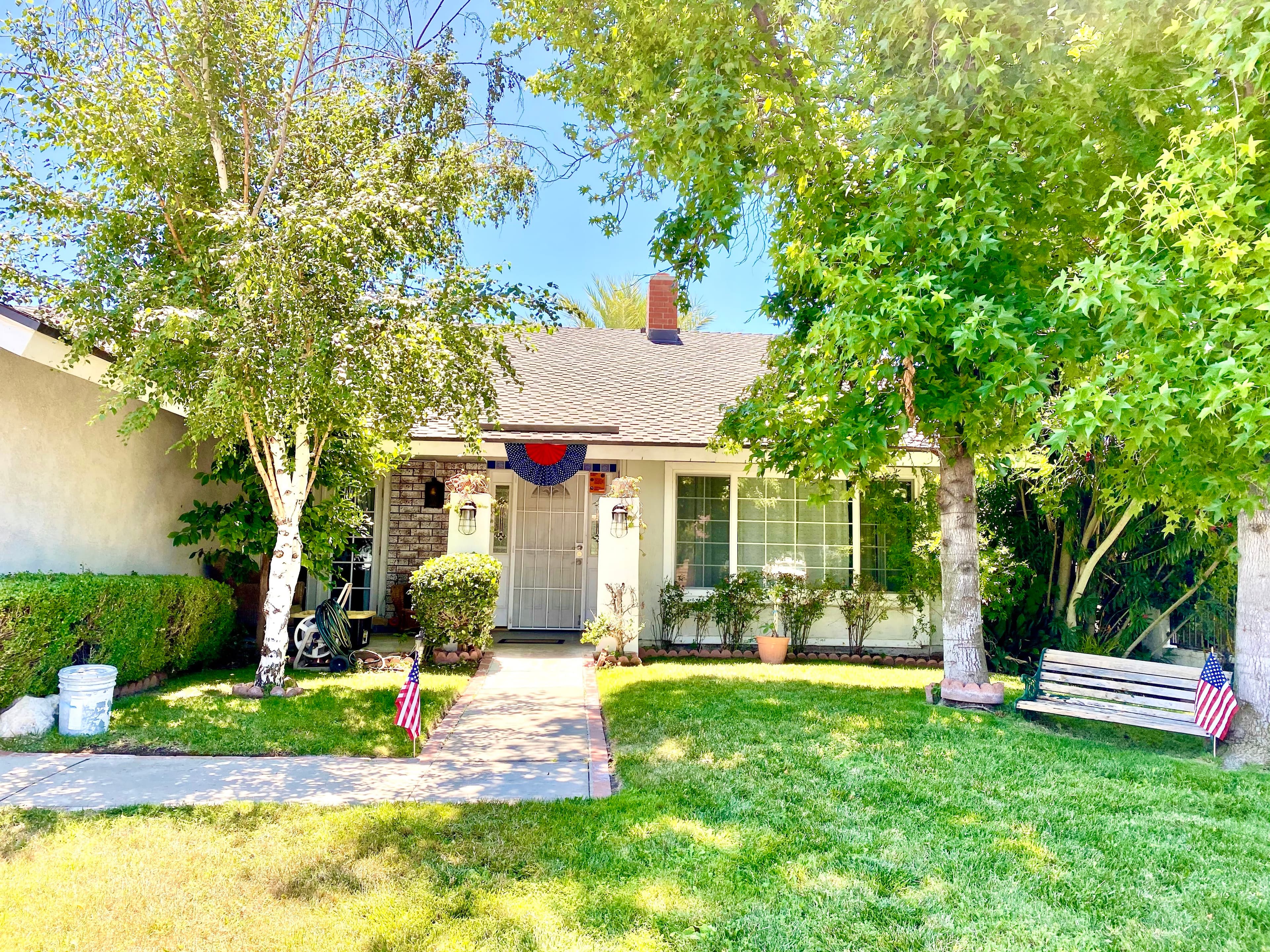 Castlemere Senior Home in Valencia, CA - Main View