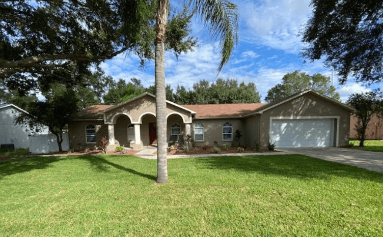 Helping Hands Senior Services in Valrico, FL - Main View