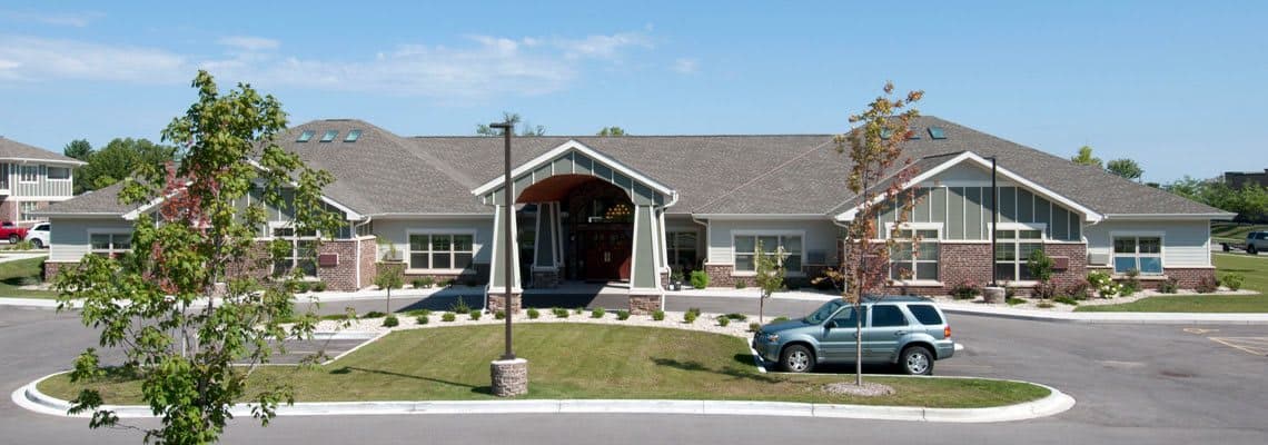 Heritage Court Waukesha in Pewaukee, WI