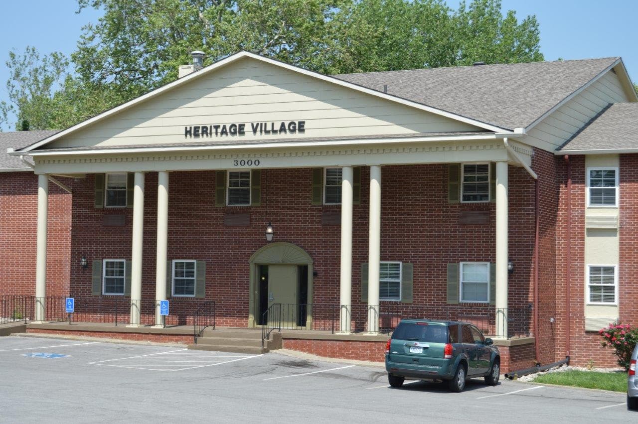 Heritage Village of Gladstone in Gladstone, MO