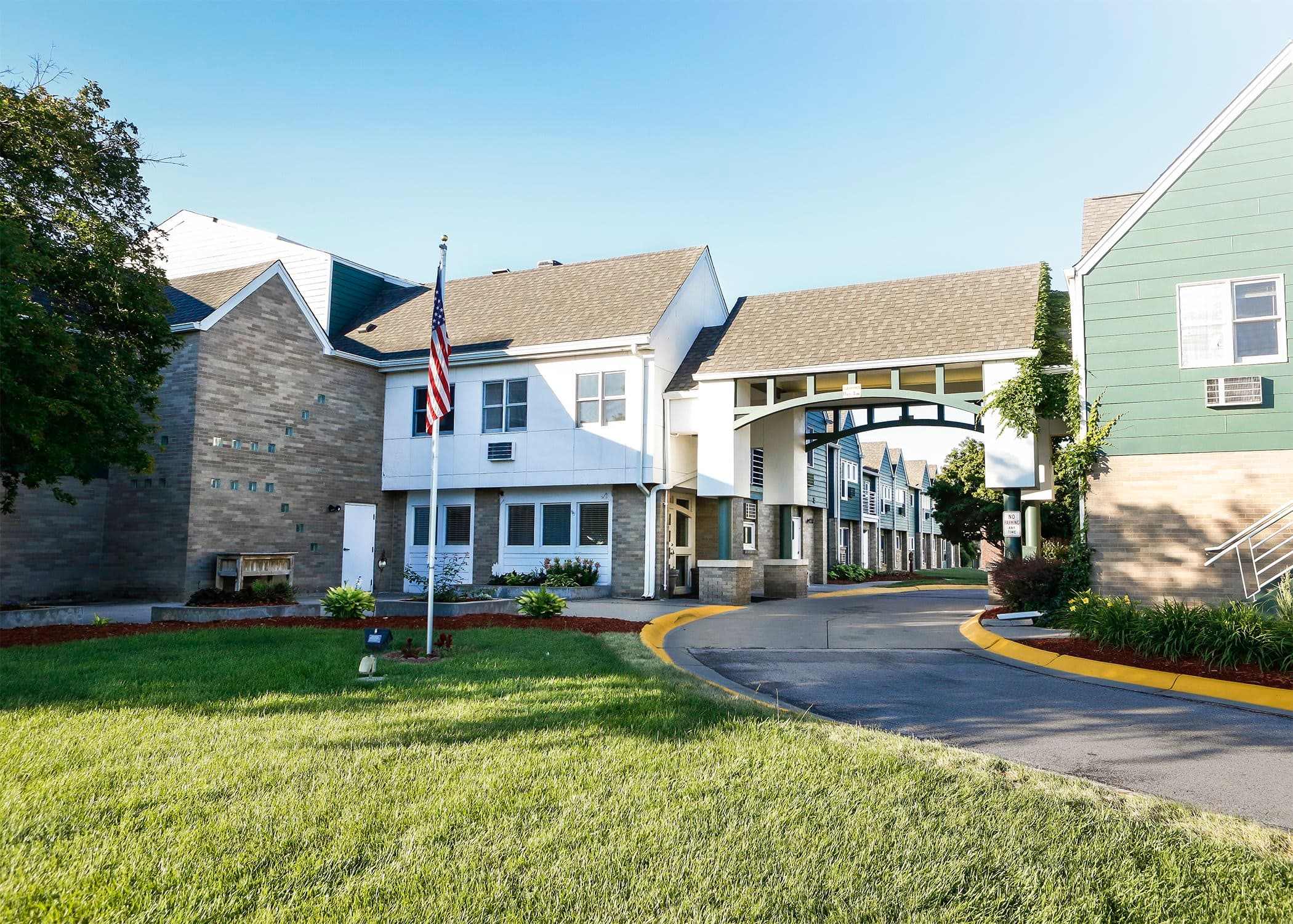 Hickory Villa in Omaha, NE - Main View