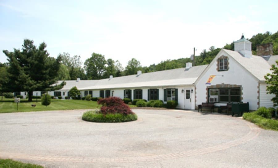 Highland House in Clifton Forge, VA - Main View
