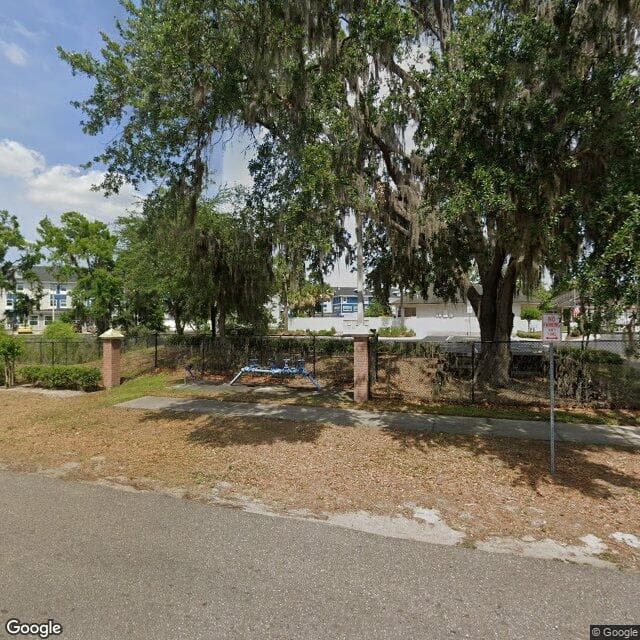 Hunters Creek Retirement in Plant City, FL - Main View