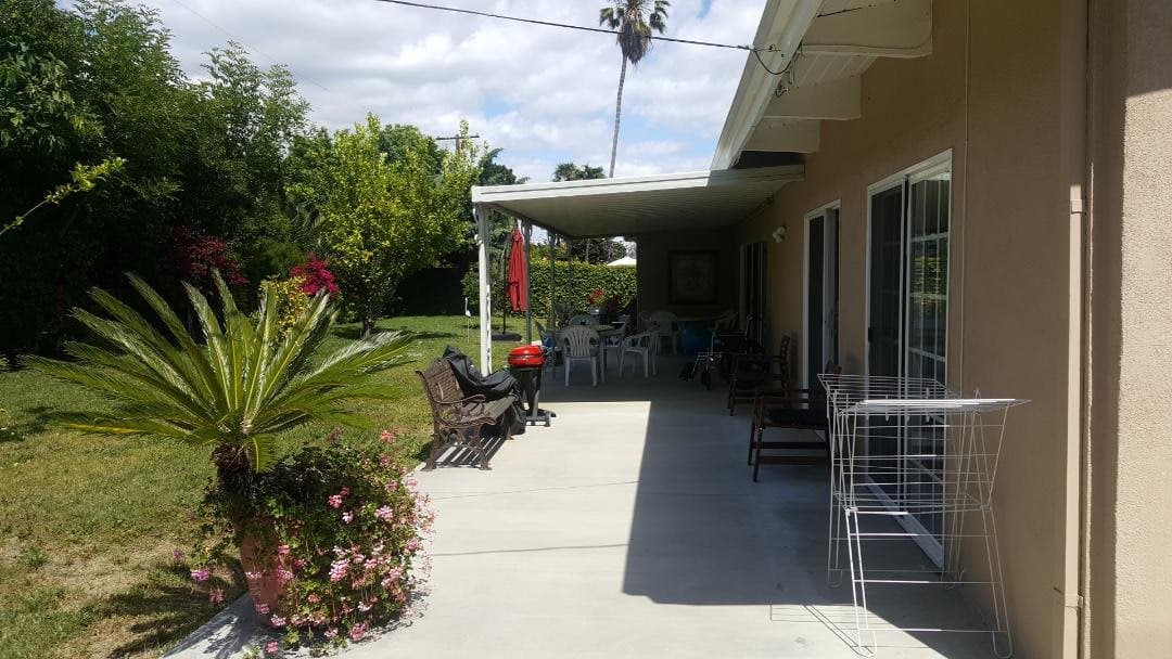Woodland Hills Retirement Home in Woodland Hills, CA - Main View