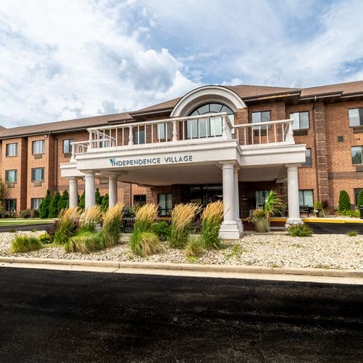 Independence Village of Peoria in Peoria, IL - Main View