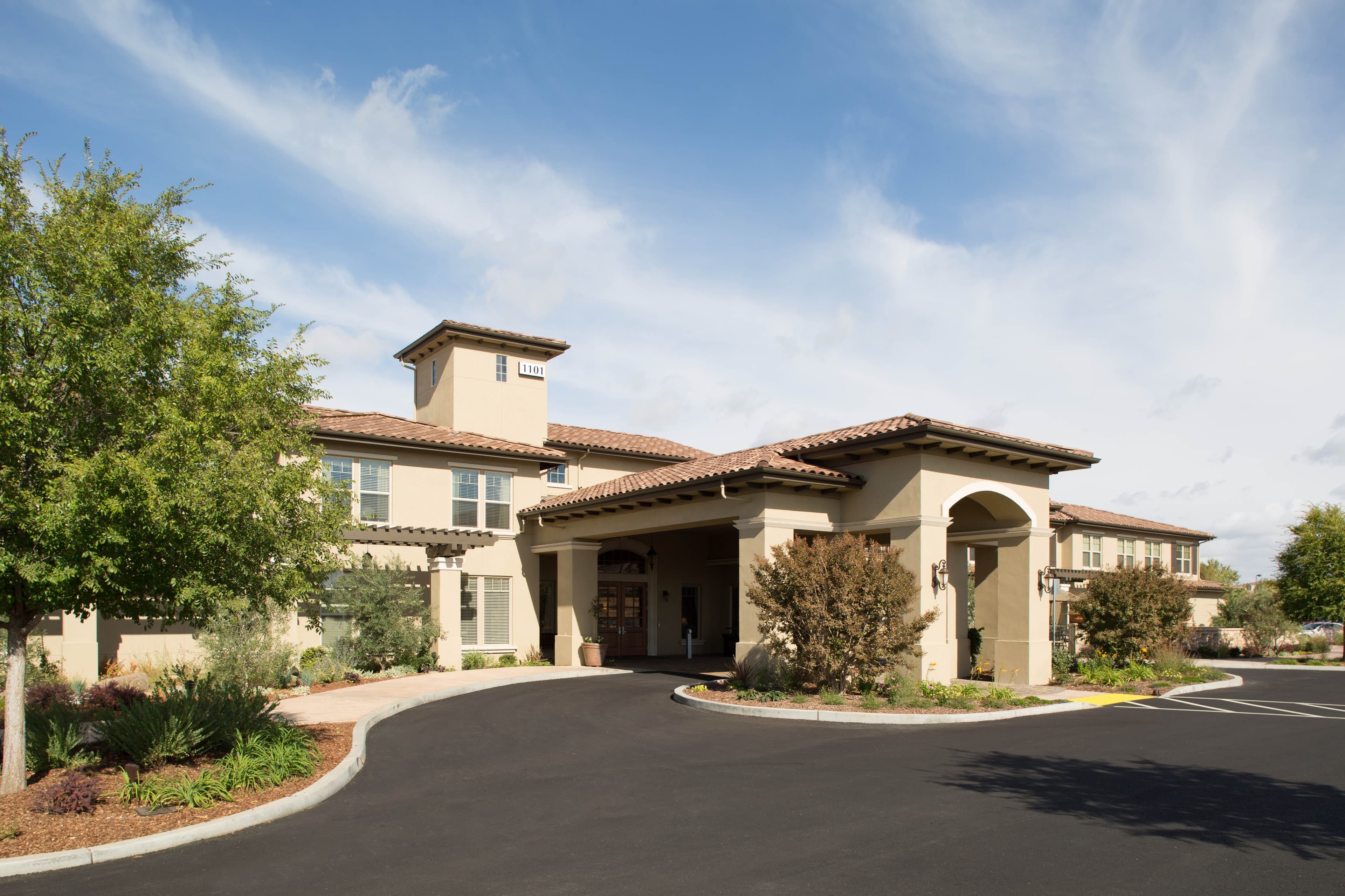 Oakmont Of San Antonio Heights in Upland, CA - Main View