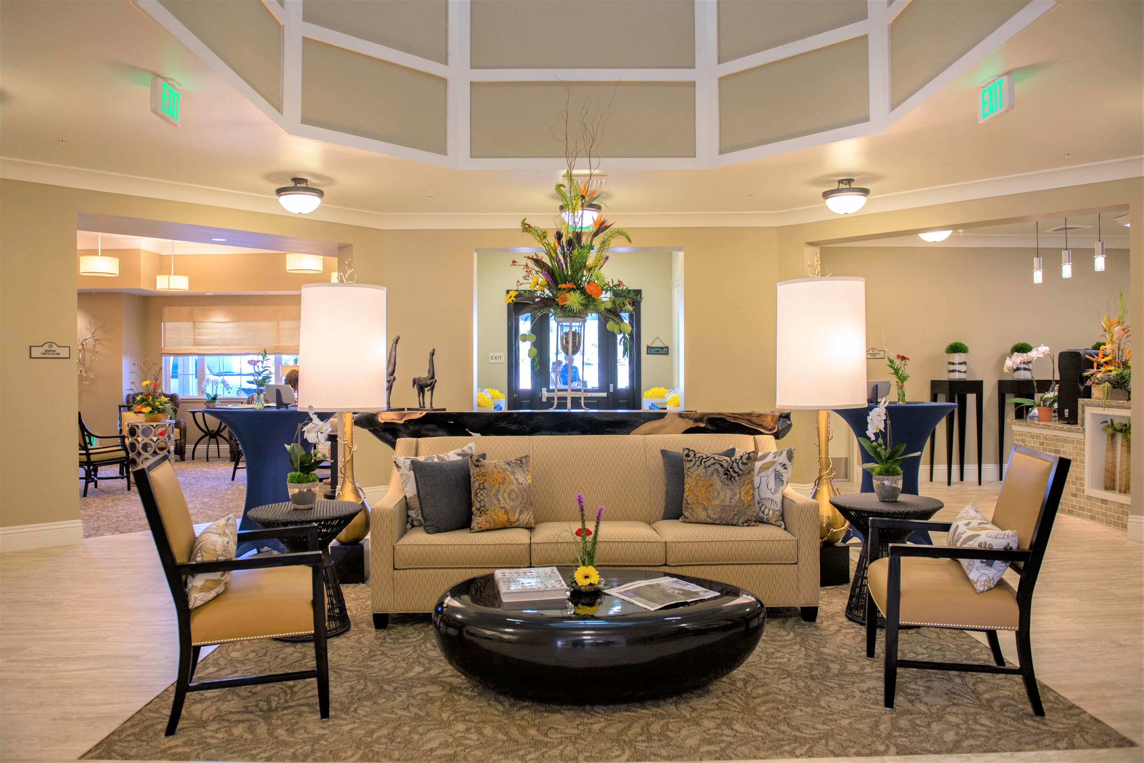 Ivy Park at Seven Oaks in Bakersfield, CA - Main View