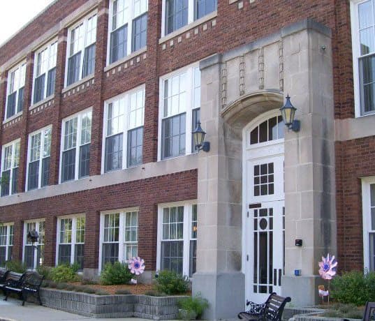 Jefferson Street Square in Mason, MI - Main View