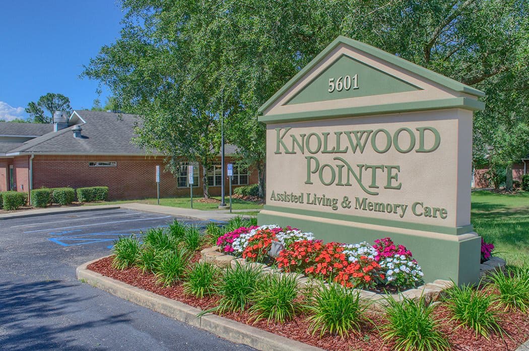 Knollwood Pointe in Mobile, AL - Main View
