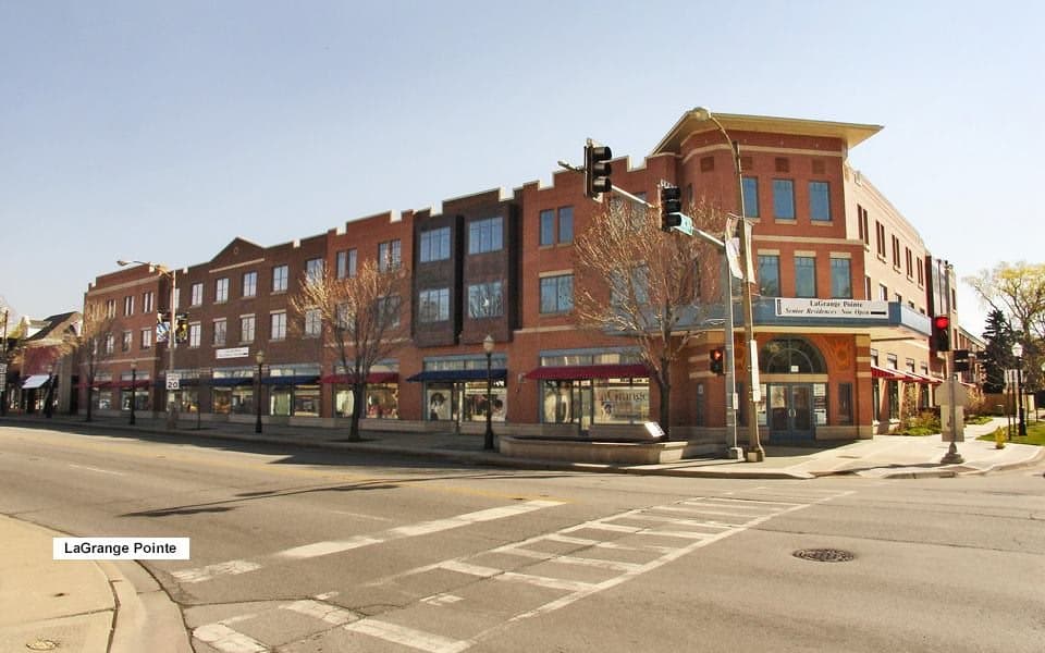 La Grange Pointe in La Grange, IL - Main View