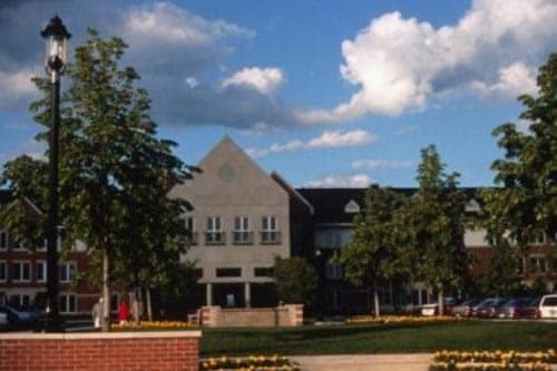 Lake Forest Place Independent Living, a CCRC in Lake Forest, IL - Main View