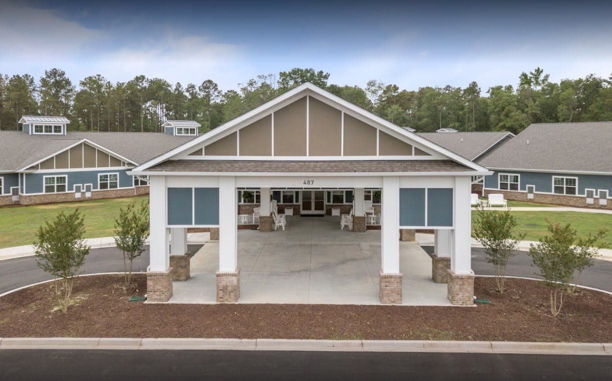 Lakeside Place Senior Living in Lexington, SC - Main View