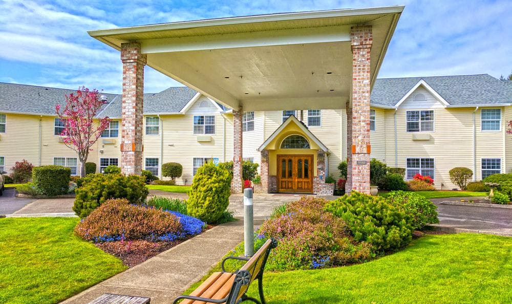 Lakeview Senior Living in Lincoln City, OR - Main View
