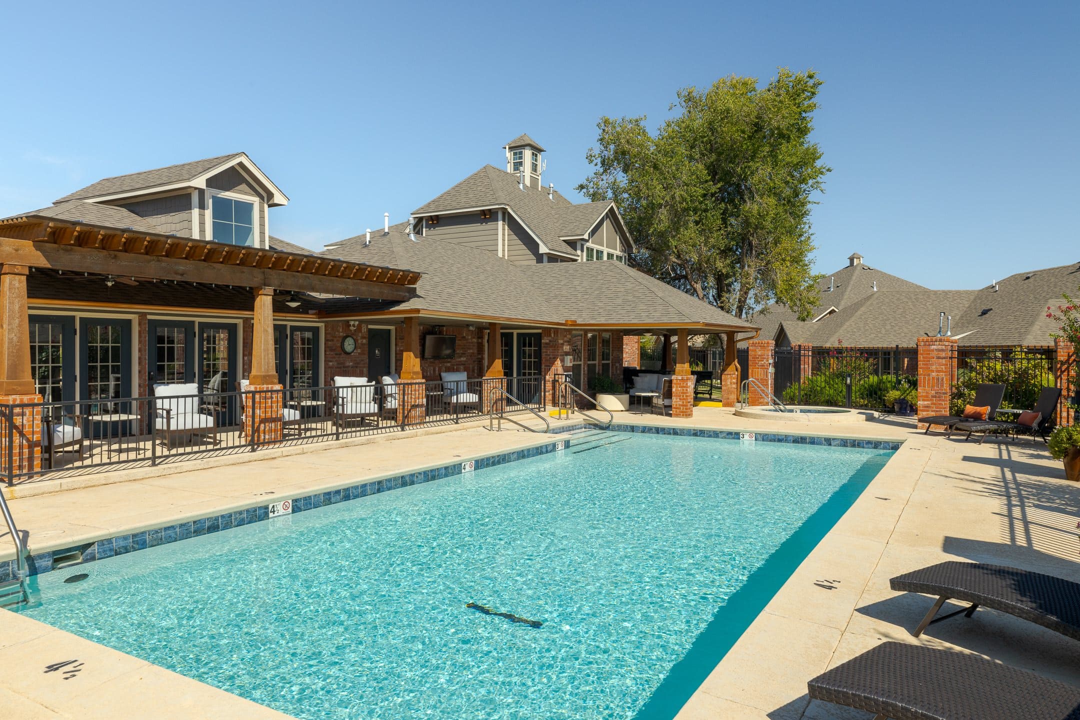 Laurel Springs in Mustang, OK