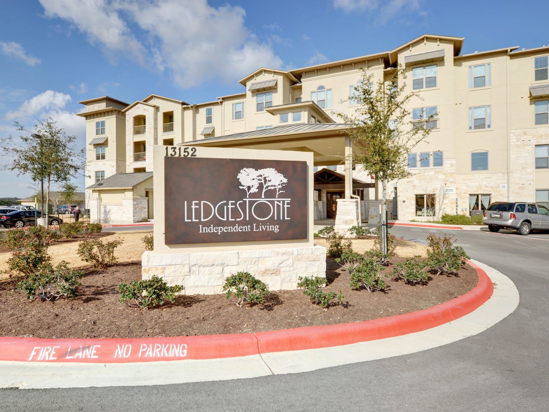 Ledgestone Senior Living in Austin, TX - Main View