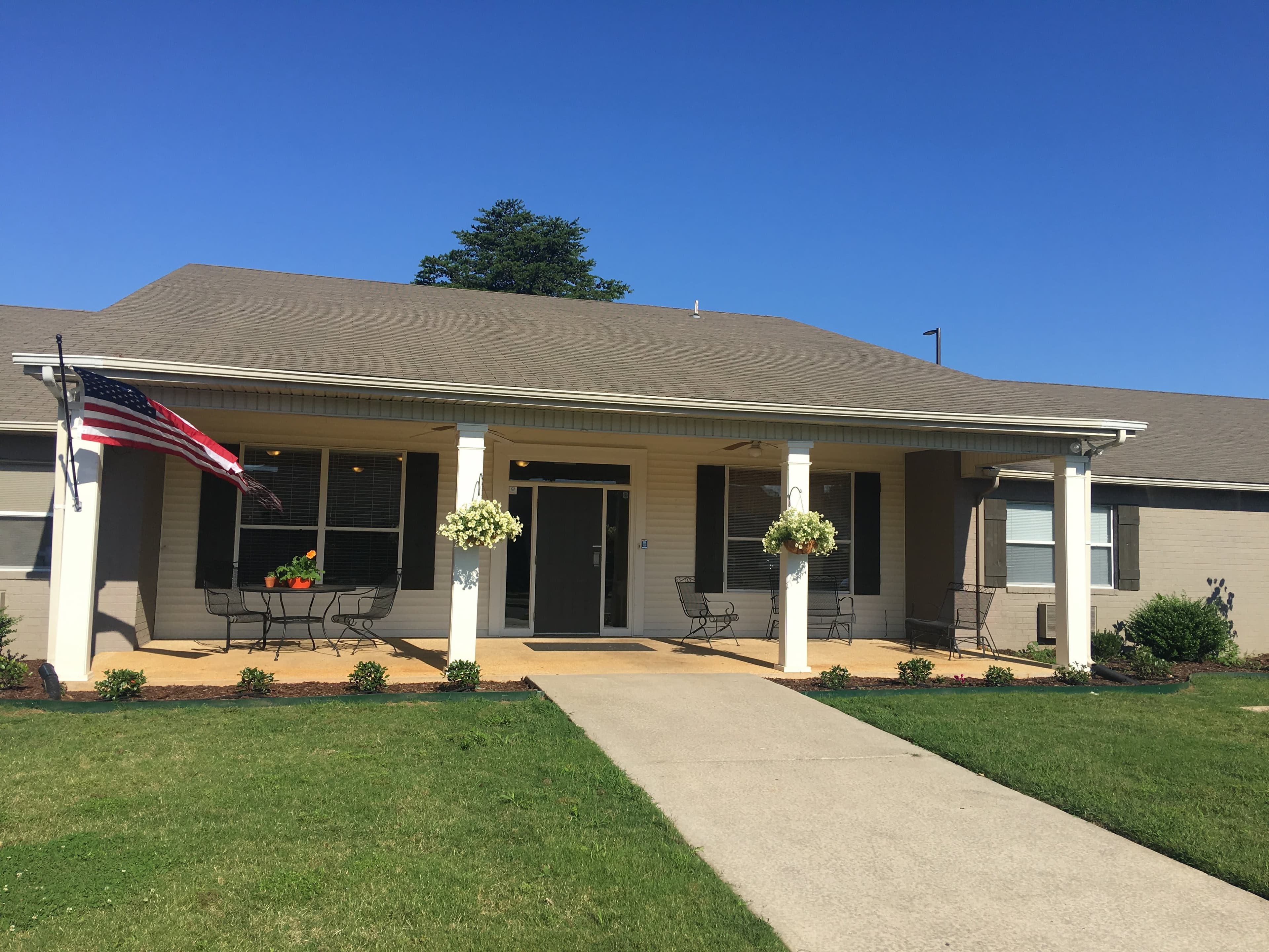 Limestone Lodge - Senior living in Athens, Alabama