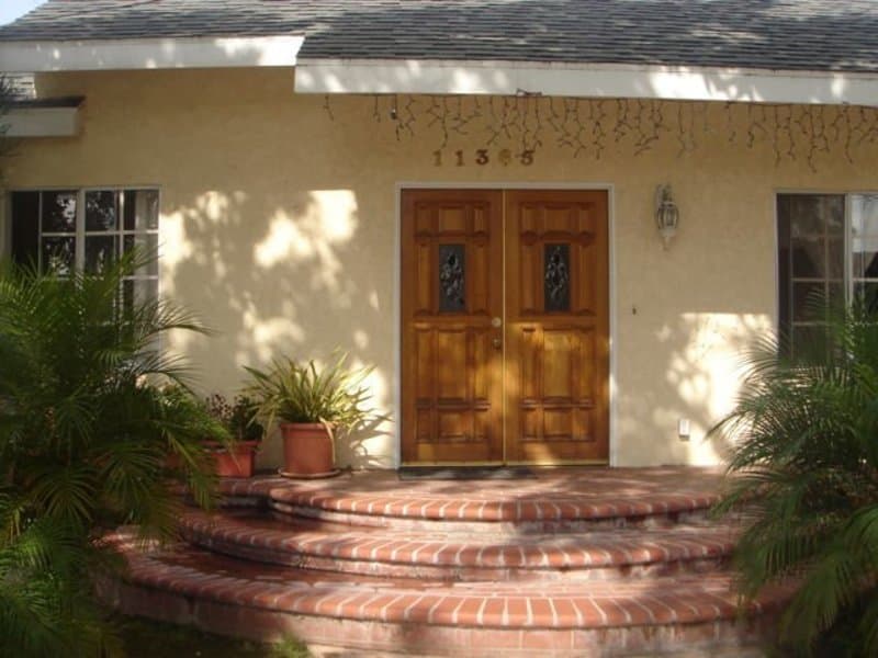 Charnock East in Los Angeles, CA - Main View