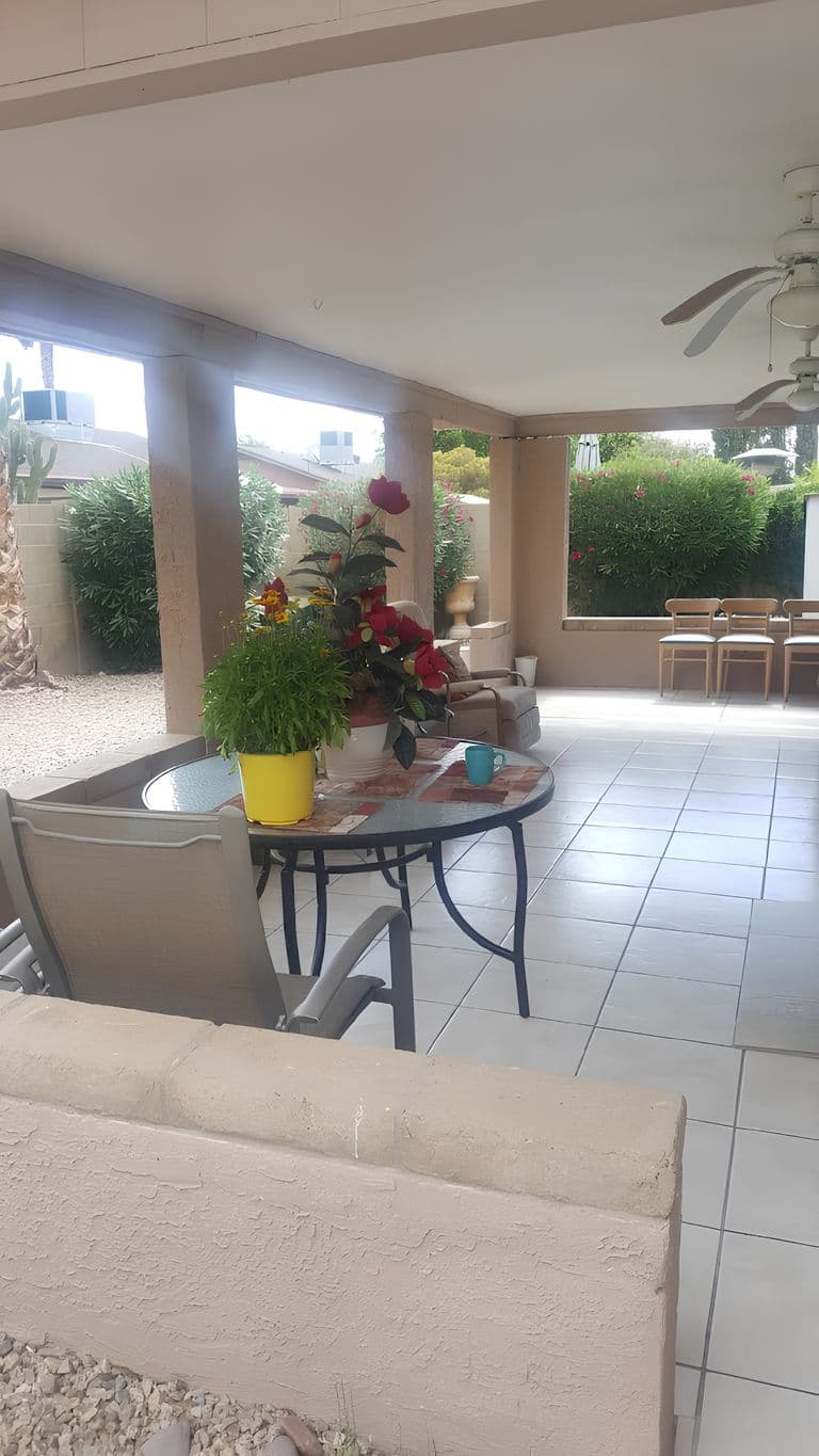 Living Waters Care Home in Glendale, AZ - Main View