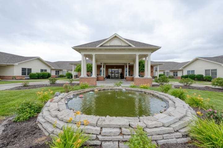 Longevity Living of Granite City in Granite City, IL - Main View
