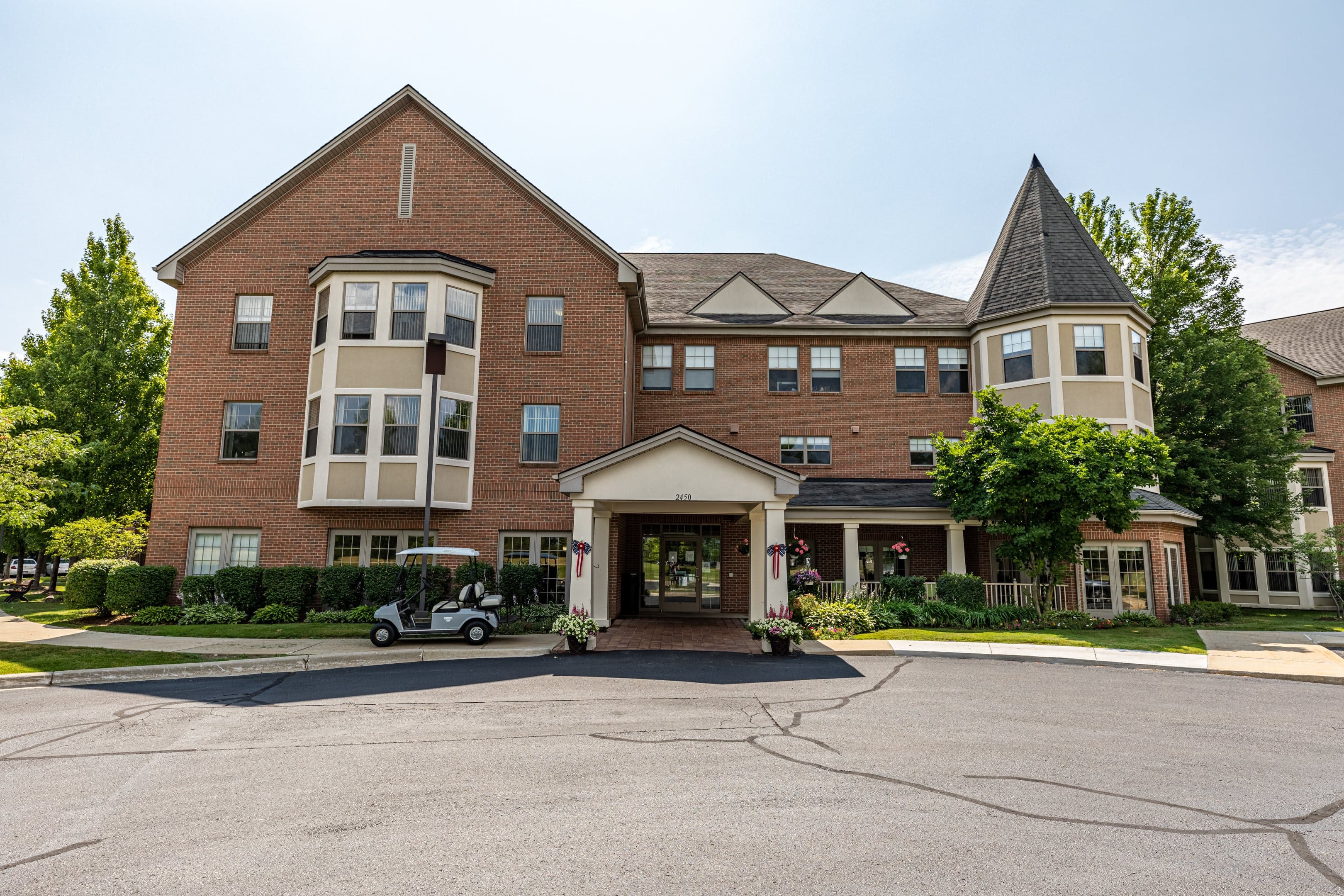 Lourdes Senior Community in Waterford, MI - Main View