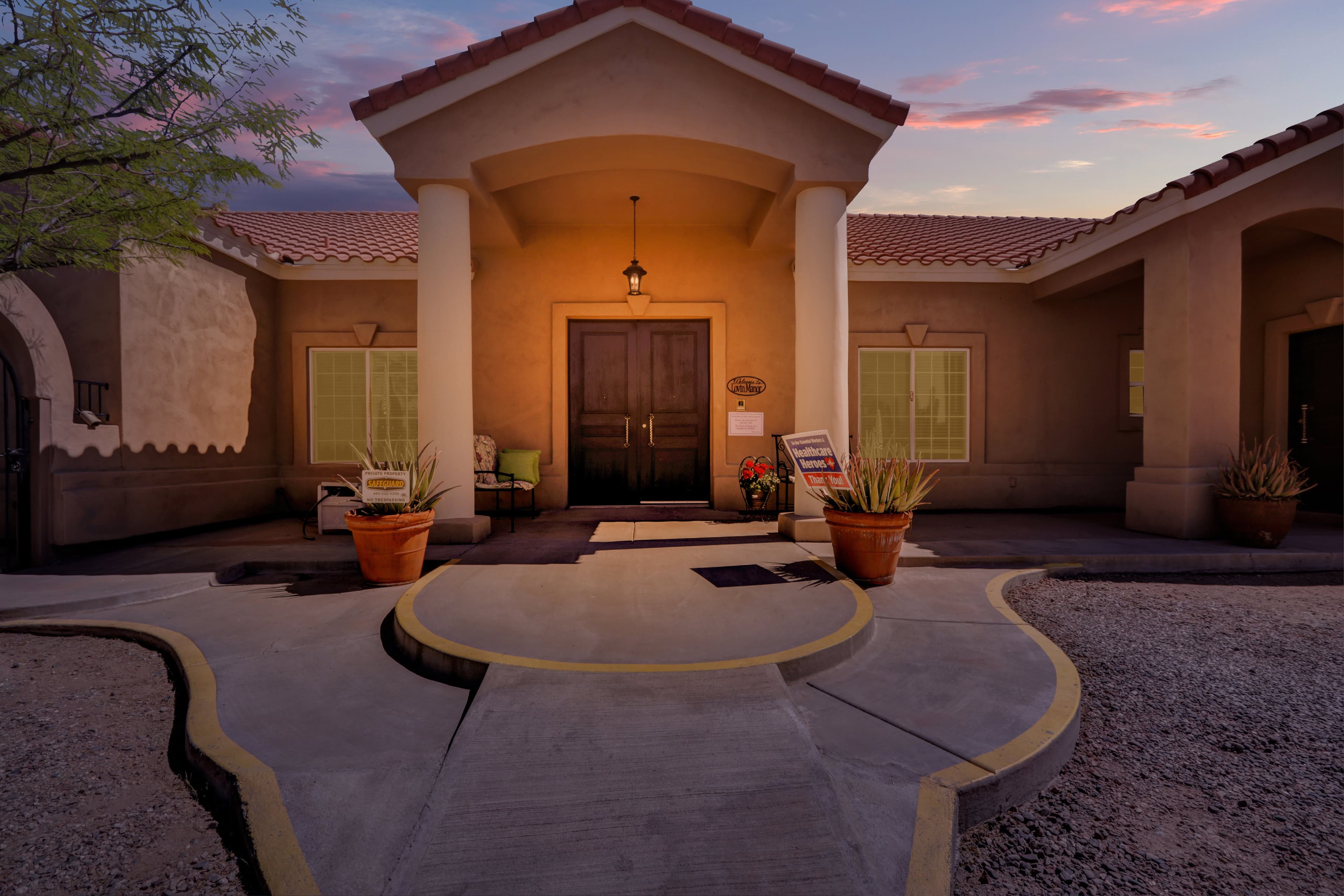 Lovin Manor in Scottsdale, AZ - Main View