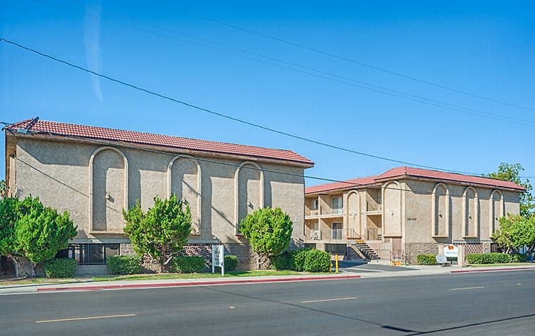 Vista Montana Senior Living in Hemet, CA - Main View