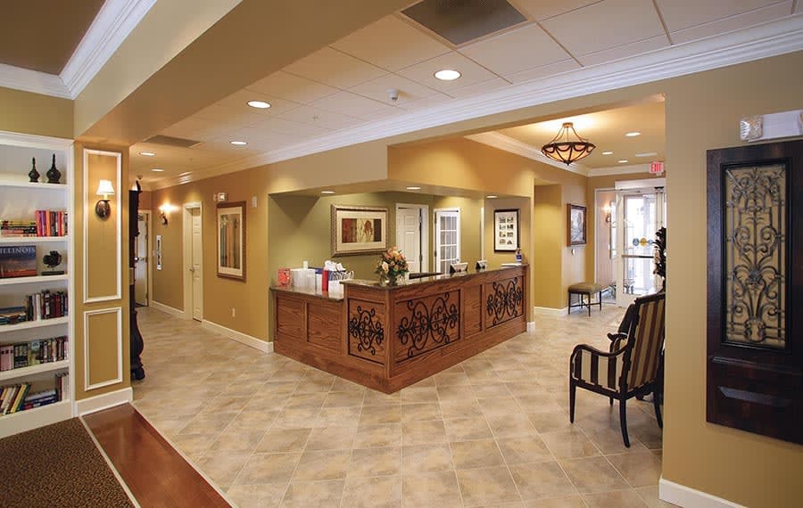 Luther Oaks in Bloomington, IL - Main View