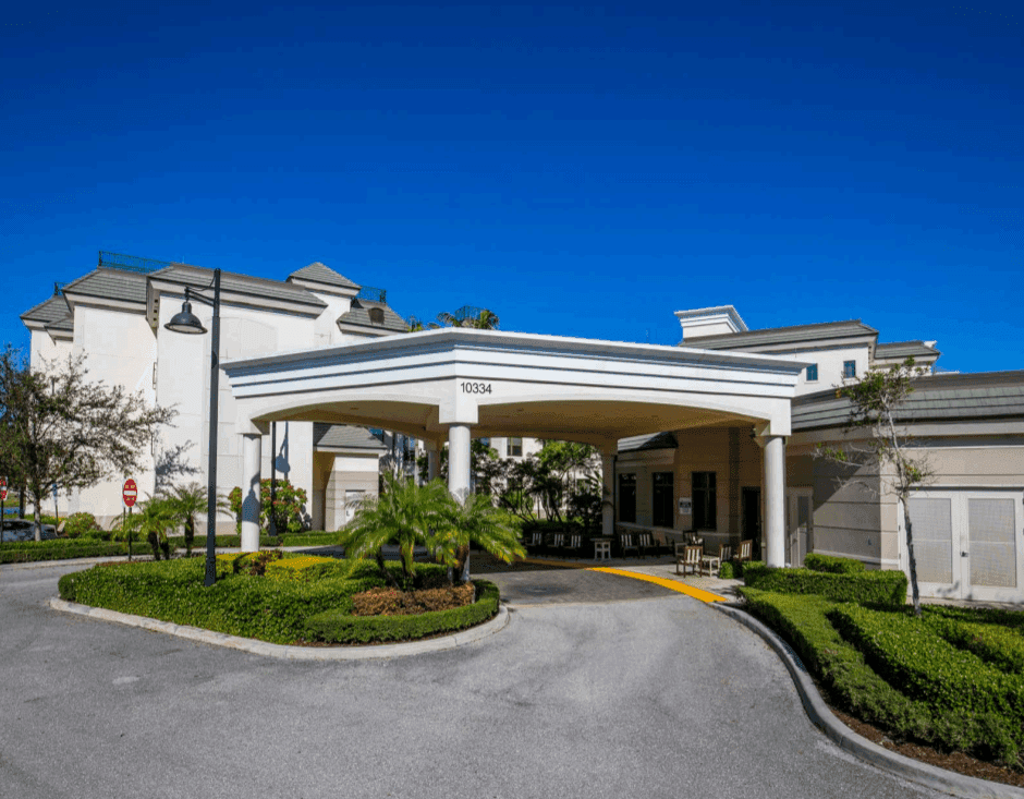 Luxe Senior Living at Wellington in Wellington, FL - Main View