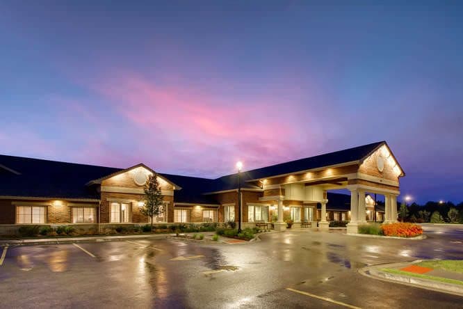 Maple Glen Memory Care in Glen Ellyn, IL - Main View