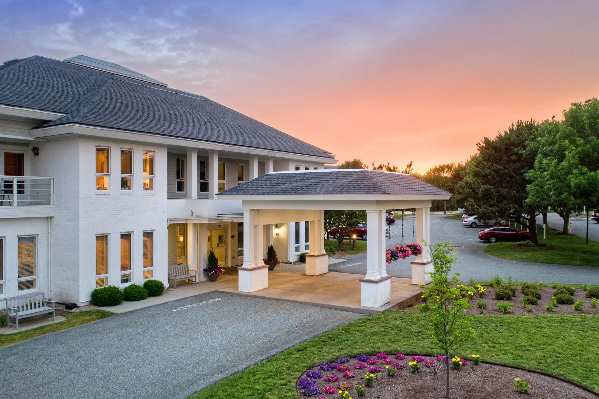 Maplewood at Mayflower Place - Senior living in West Yarmouth, Massachusetts