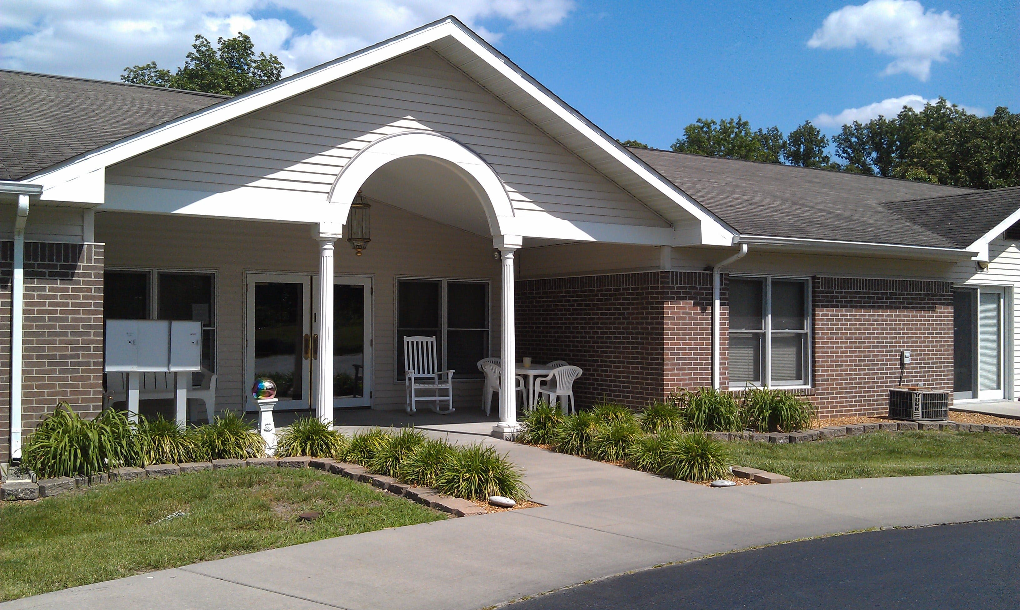 Marshall Browning Estates in Du Quoin, IL