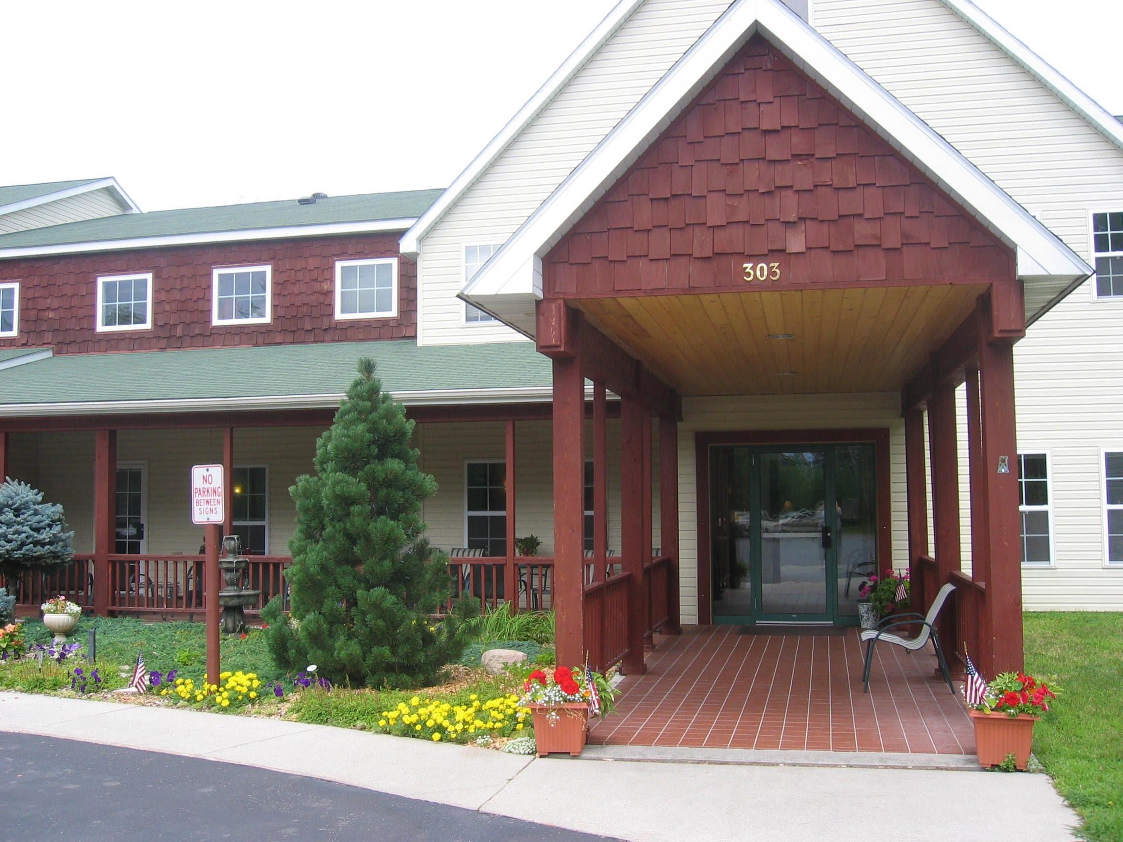 May Creek in Walker, MN - Main View