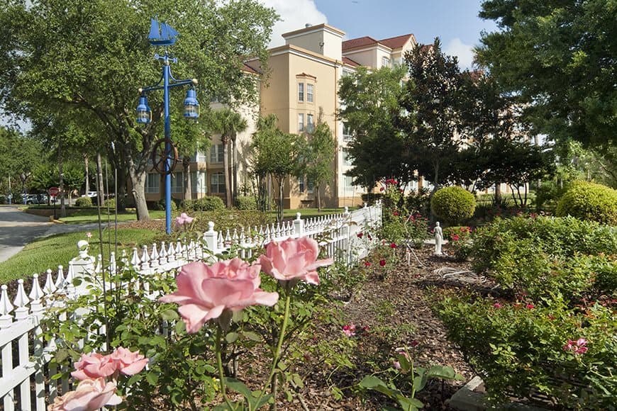 Mayflower Retirement Community CCRC in Winter Park, FL - Main View