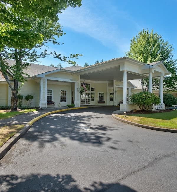 Meadow Creek Village in Salem, OR - Main View