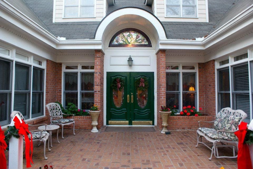 Medlock Gardens Senior Living in Decatur, GA