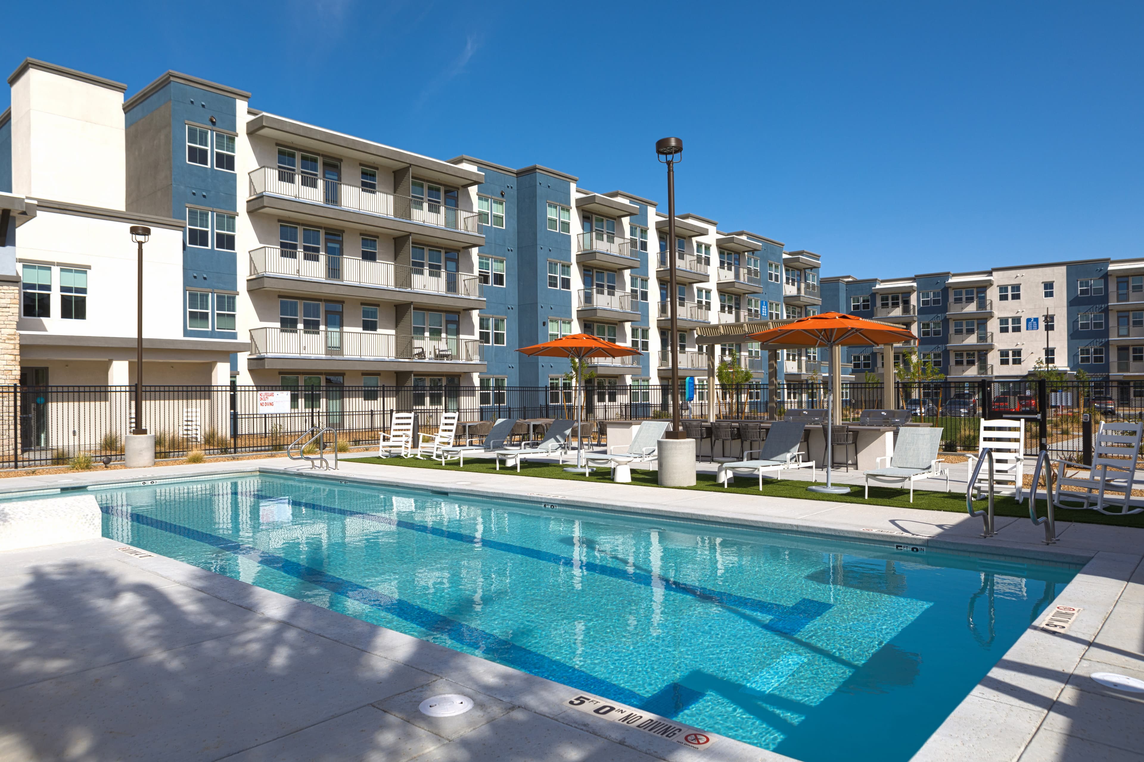 Mera Henderson in Henderson, NV - Main View