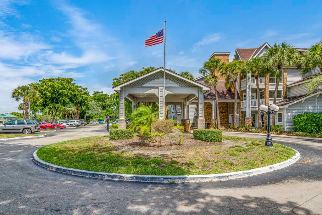 Meridian at Lantana in Lantana, FL - Main View