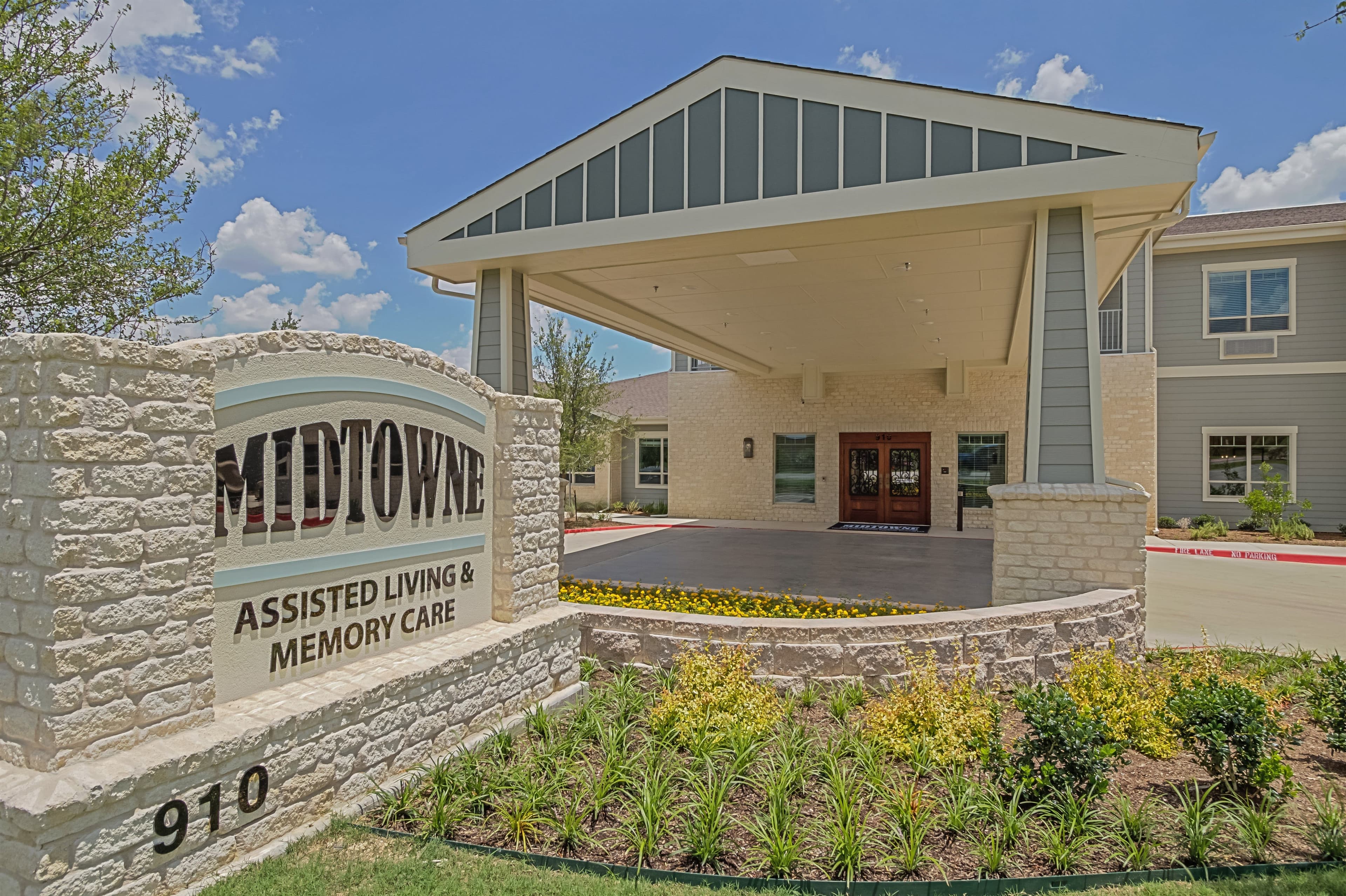 Midtowne Assisted Living and Memory Care in Midlothian, TX - Main View