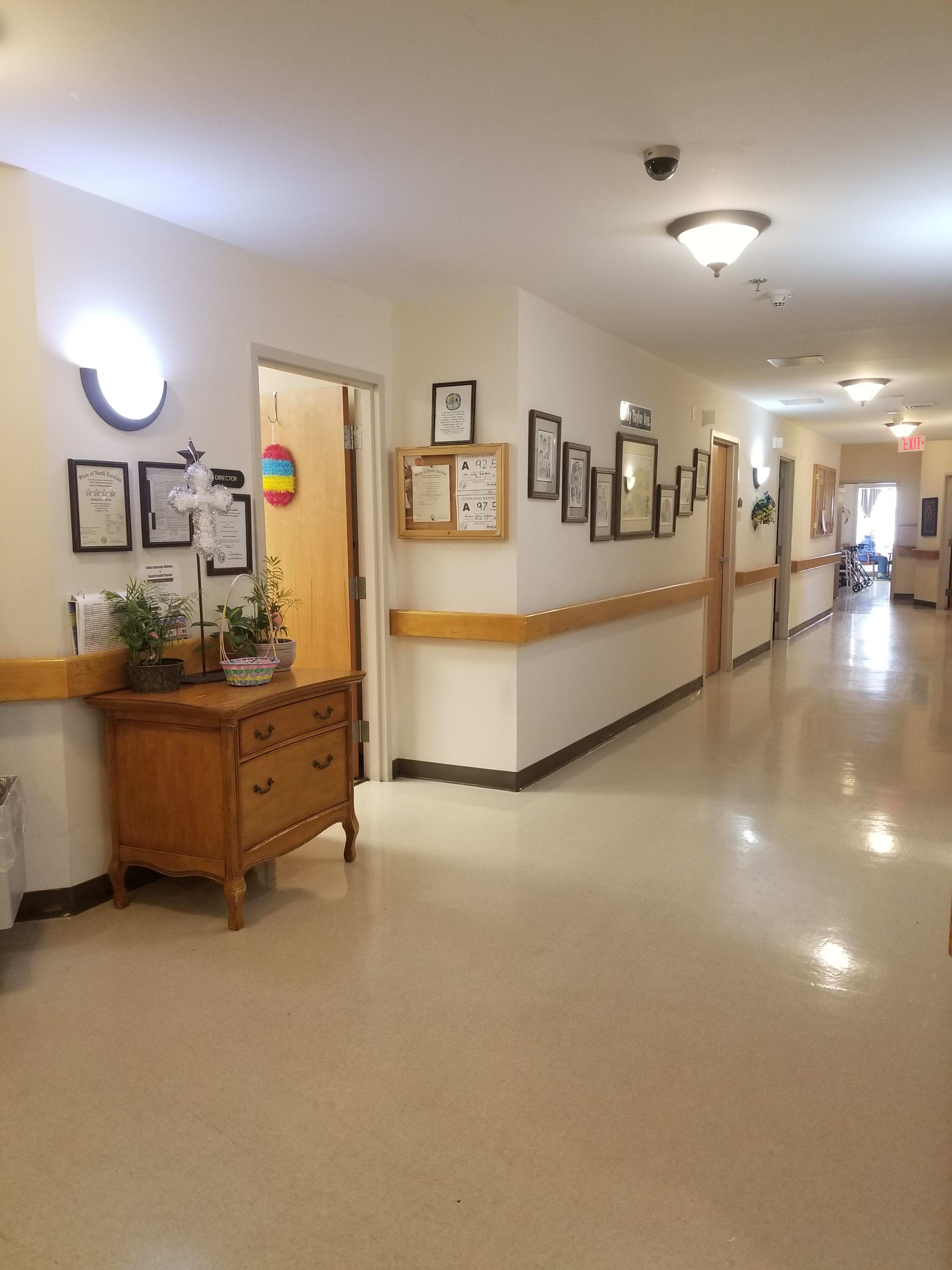 Mountain Valley Living Center in Westfield, NC - Main View
