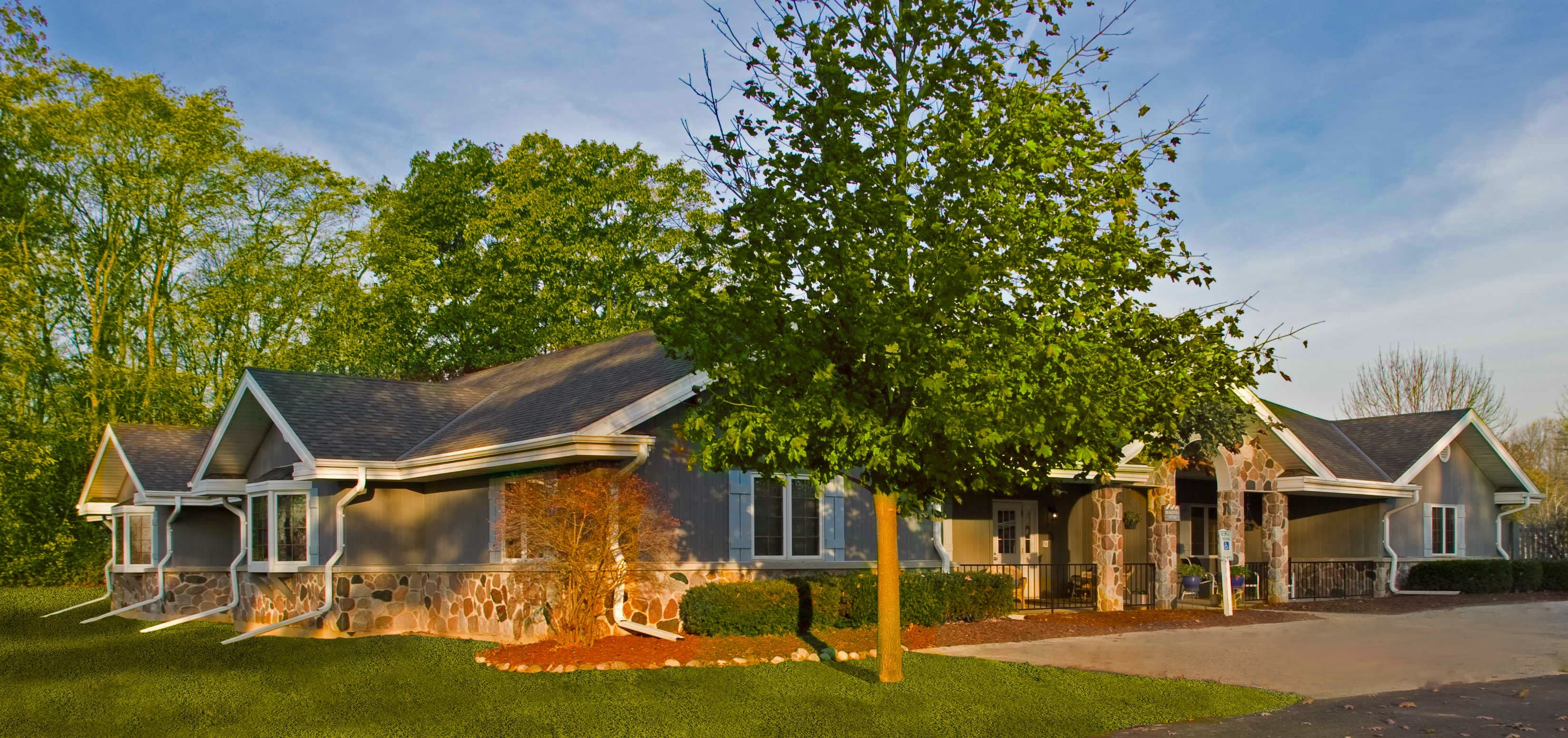 New Perspective Senior Living Mequon in Mequon, WI - Main View
