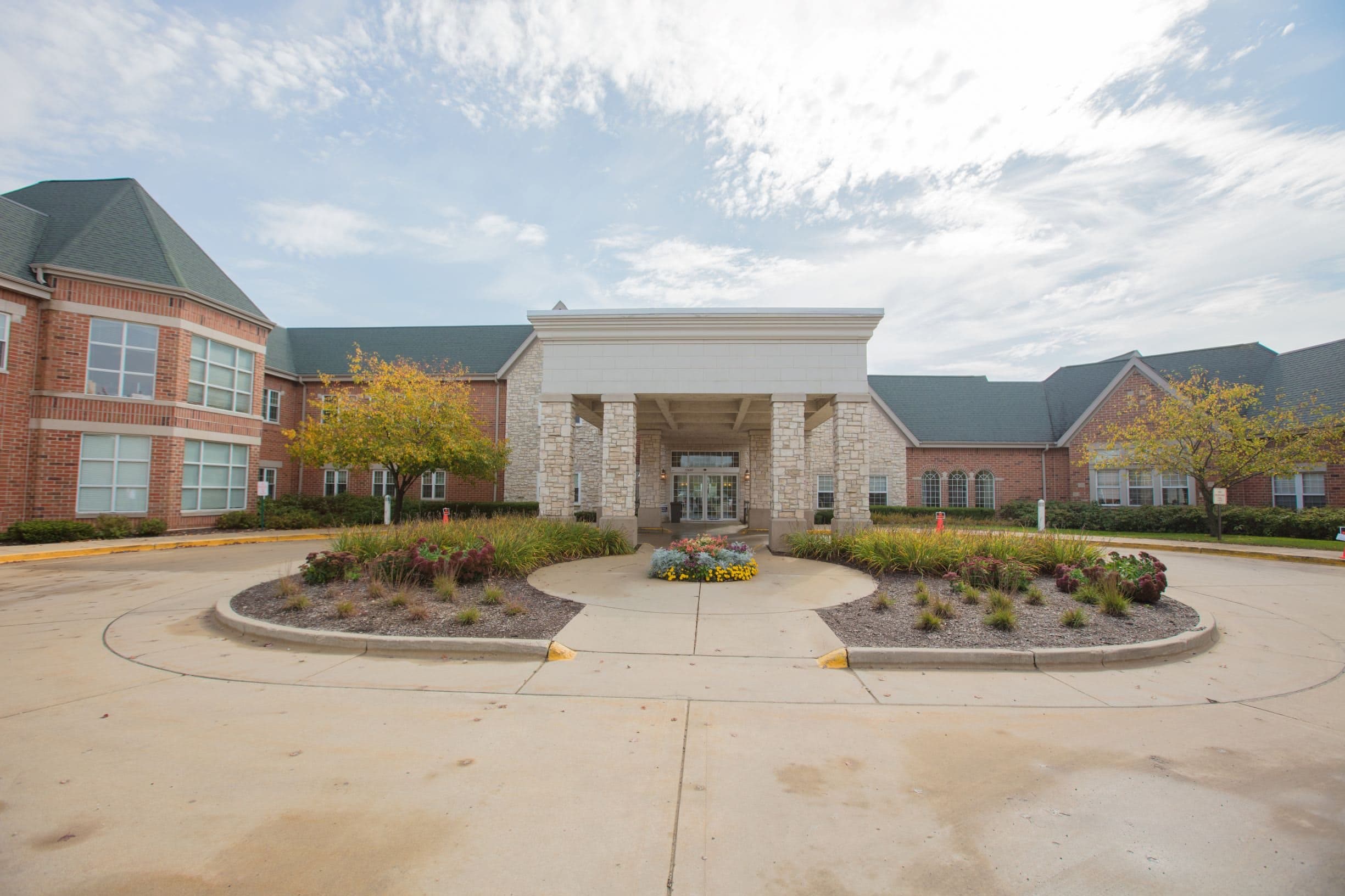 Newcastle Place Assisted Living in Mequon, WI - Main View