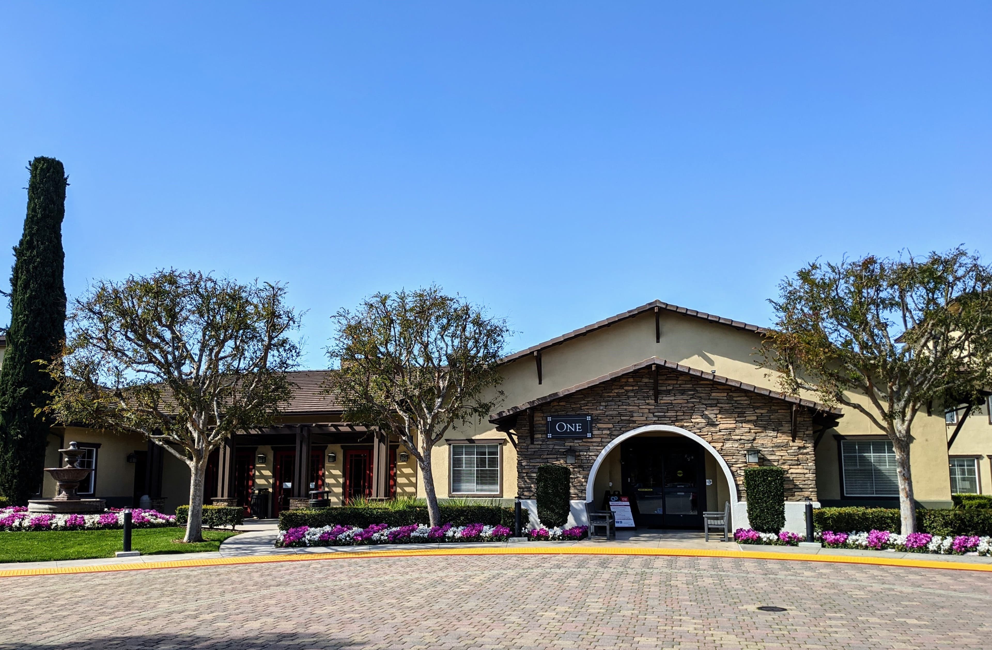 Woodbridge Terrace Of Irvine in Irvine, CA - Main View