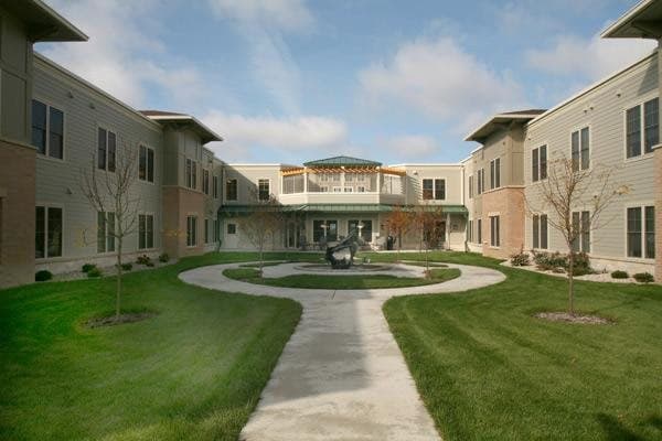 Oak Park Place Madison in Madison, WI - Main View