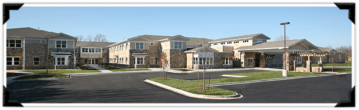 Oak Park Place Menasha in Menasha, WI - Main View